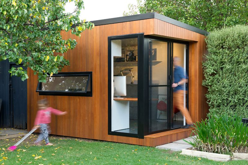 10+ “Shedquarters” Bring The Home Office To Your Backyard ...